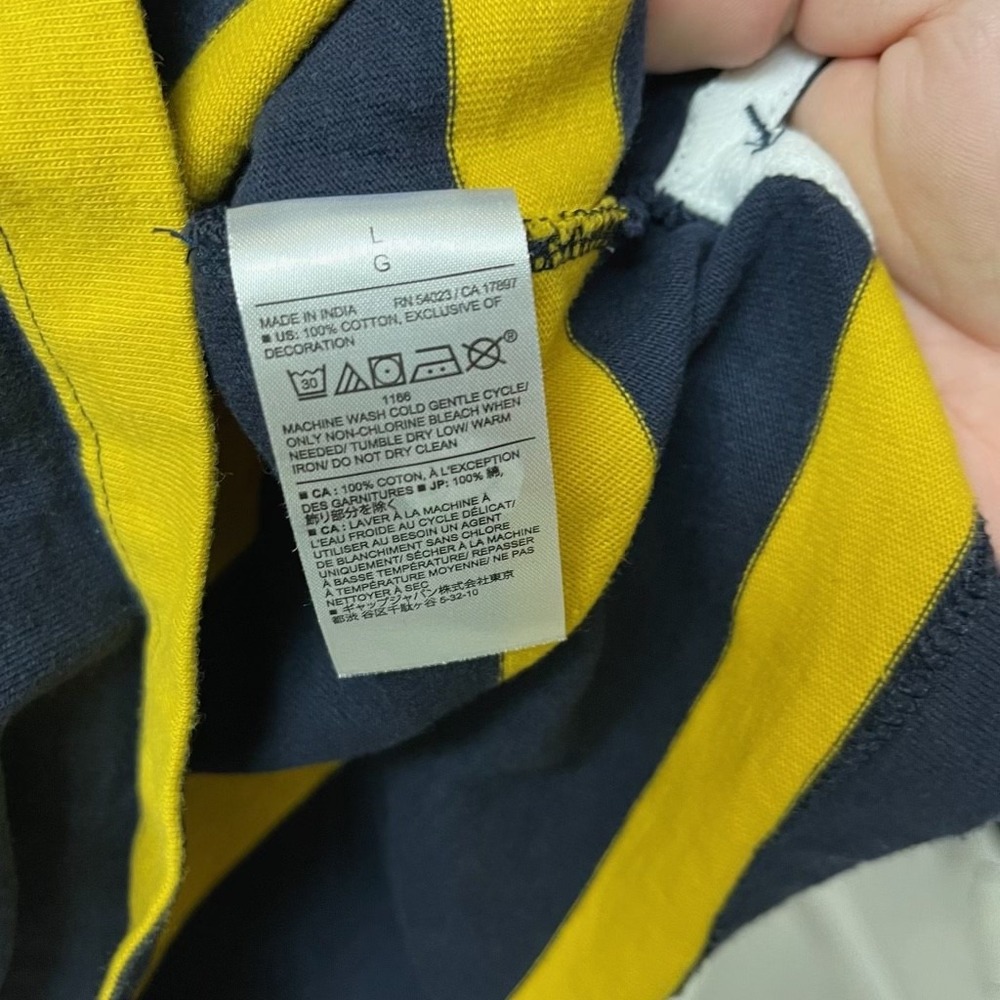 Banana Republic Men's Large Short Sleeved‎ Rugby Polo Navy/Yellow Preppy - Picture 10 of 10